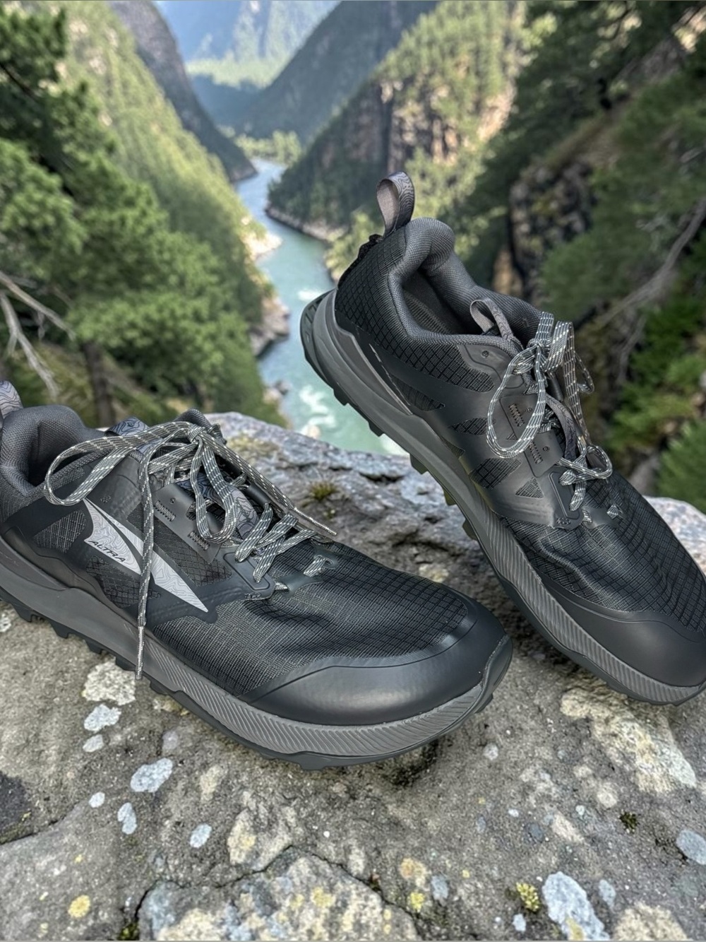 Altra Lone Peak 8 Trail Running Shoes Men 11.5 Black Gray Athletic Sneakers